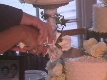 Wedding Photo - Cutting Cake